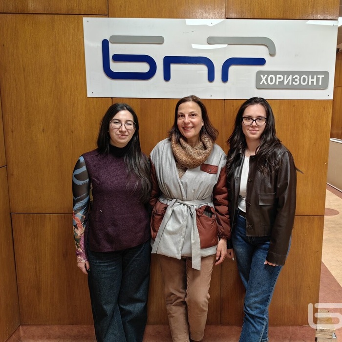 frankofoni-bnr_700x700_crop_478b24840a